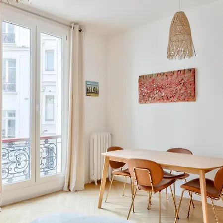 Art1 Opera Bed and Breakfast