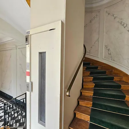 Art1 Opera Bed & Breakfast Paris